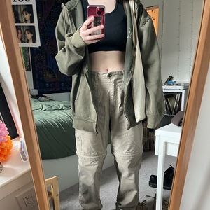 Meet your Posher, Faith